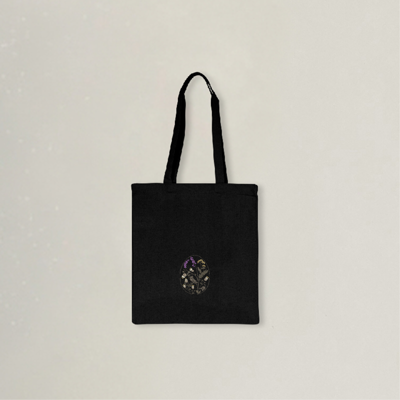 Stoffbeutel mit Blumenstickerei im Wildblumen-Design schwarz