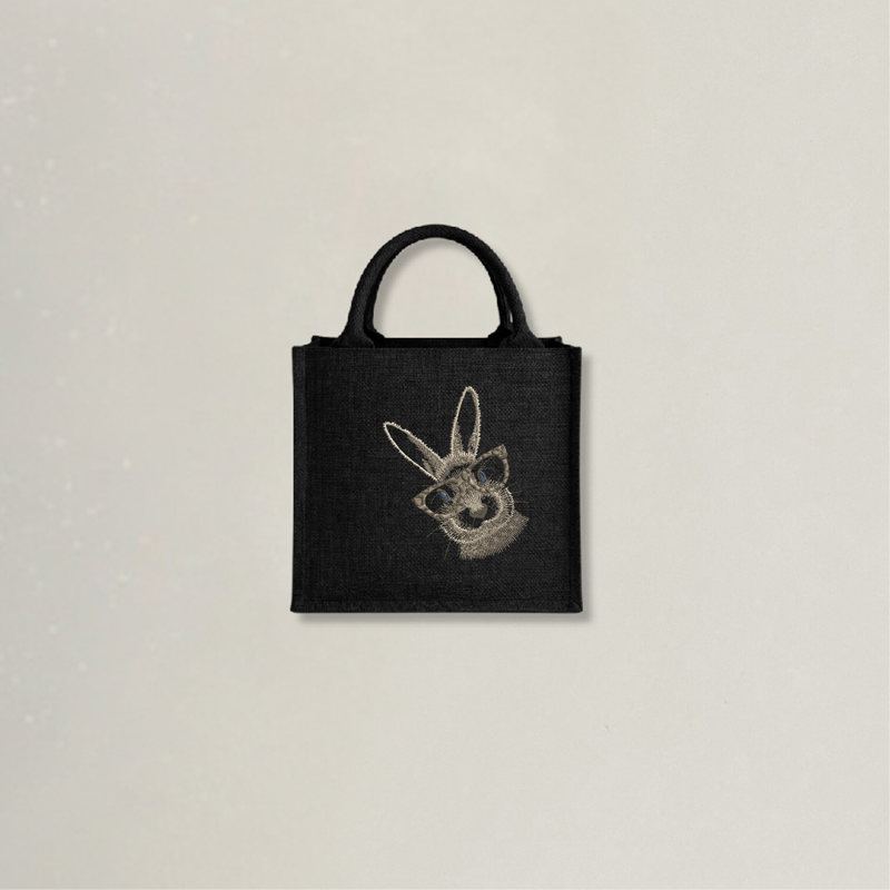 Oster Tasche mit Hasen Stickerei